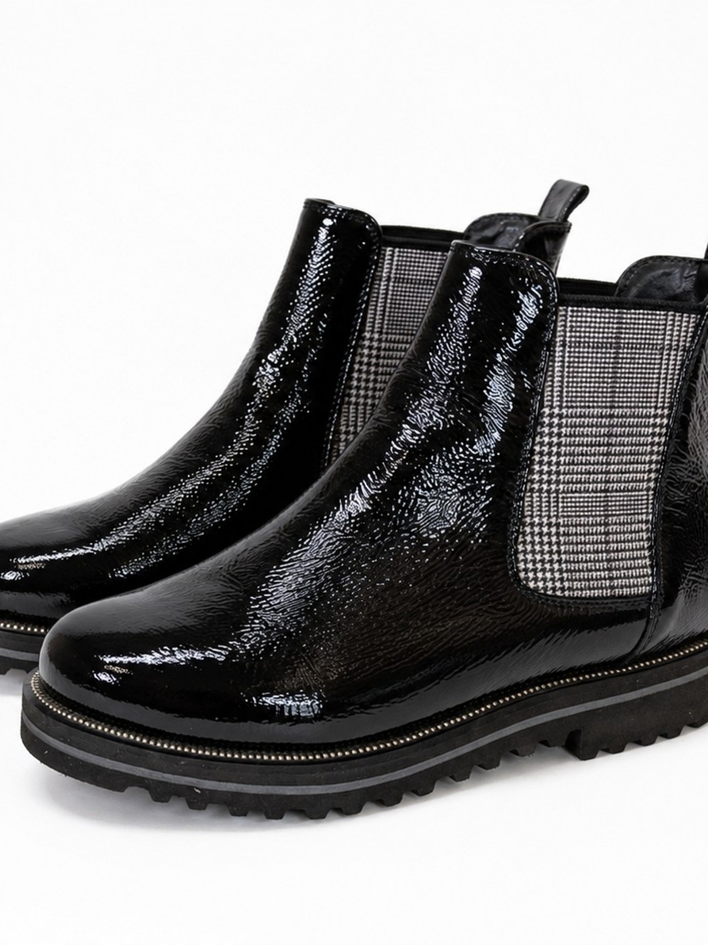 Paul Green Patent Leather Chelsea Boots Black Plaid US 6.5-7